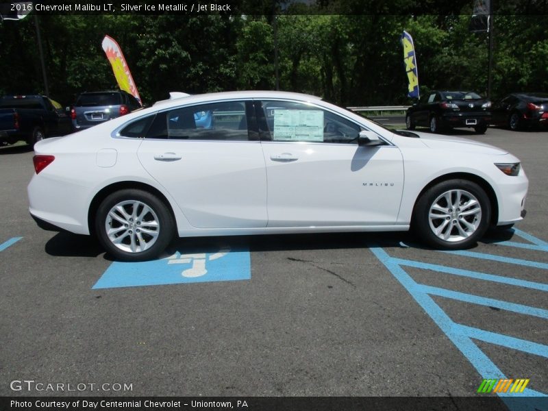 Silver Ice Metallic / Jet Black 2016 Chevrolet Malibu LT