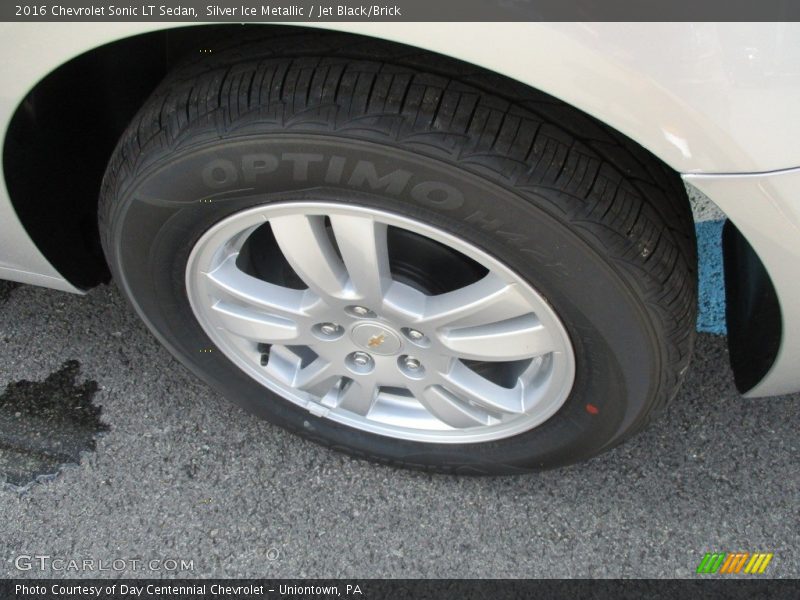 Silver Ice Metallic / Jet Black/Brick 2016 Chevrolet Sonic LT Sedan