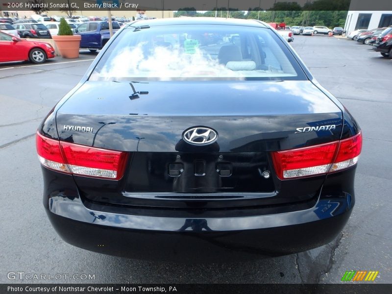 Ebony Black / Gray 2006 Hyundai Sonata GL