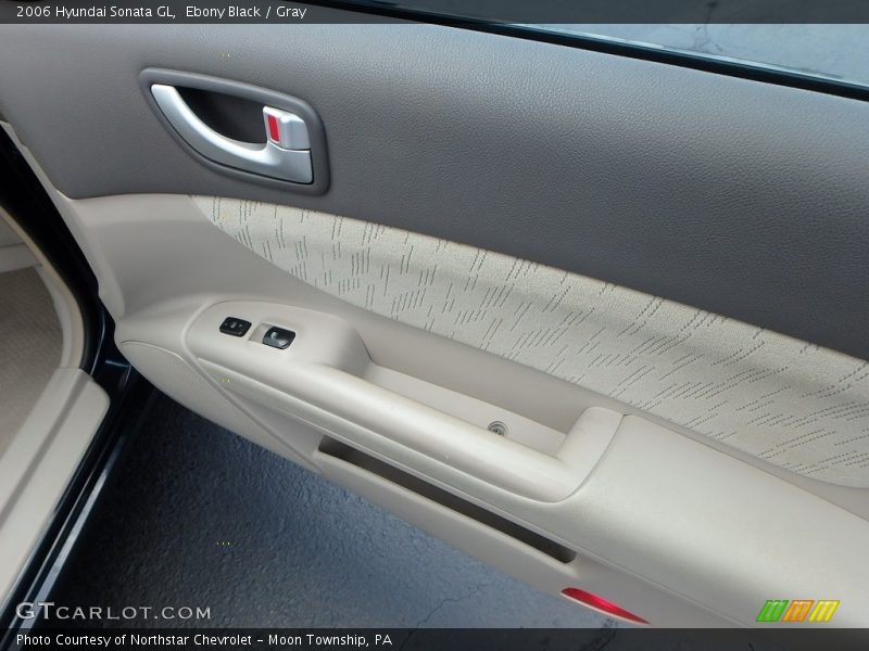 Ebony Black / Gray 2006 Hyundai Sonata GL