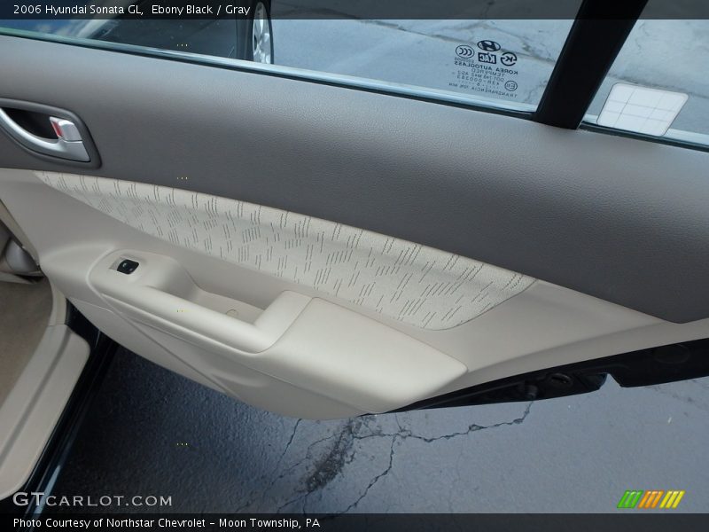 Ebony Black / Gray 2006 Hyundai Sonata GL