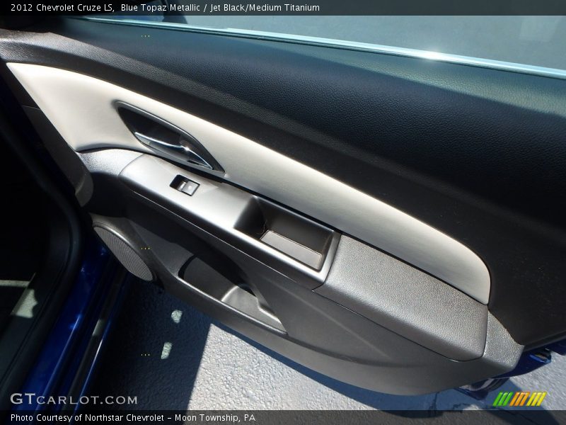 Blue Topaz Metallic / Jet Black/Medium Titanium 2012 Chevrolet Cruze LS