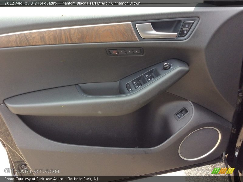 Phantom Black Pearl Effect / Cinnamon Brown 2012 Audi Q5 3.2 FSI quattro