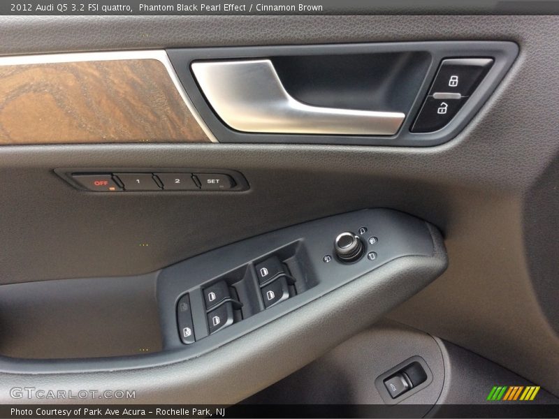 Phantom Black Pearl Effect / Cinnamon Brown 2012 Audi Q5 3.2 FSI quattro