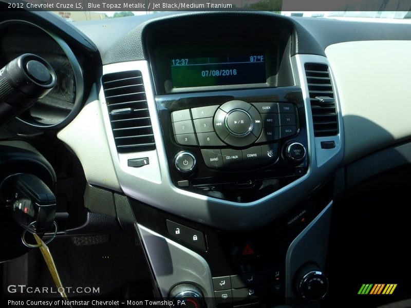 Blue Topaz Metallic / Jet Black/Medium Titanium 2012 Chevrolet Cruze LS