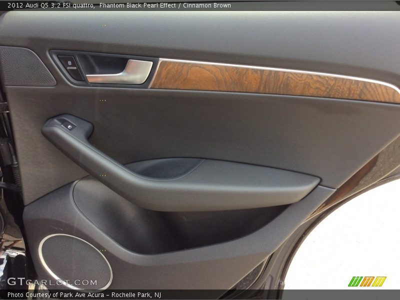 Phantom Black Pearl Effect / Cinnamon Brown 2012 Audi Q5 3.2 FSI quattro