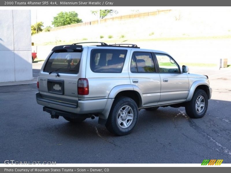 Millennium Silver Metallic / Gray 2000 Toyota 4Runner SR5 4x4