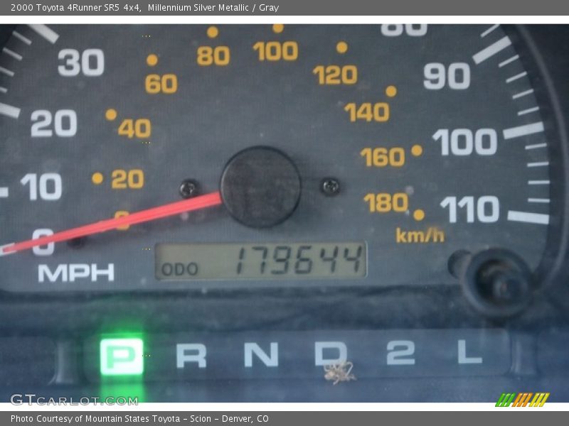 Millennium Silver Metallic / Gray 2000 Toyota 4Runner SR5 4x4