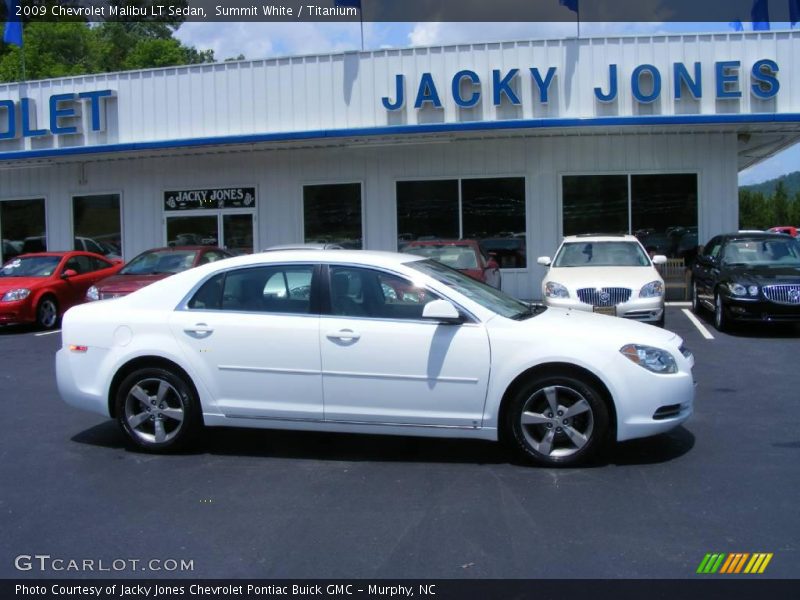 Summit White / Titanium 2009 Chevrolet Malibu LT Sedan