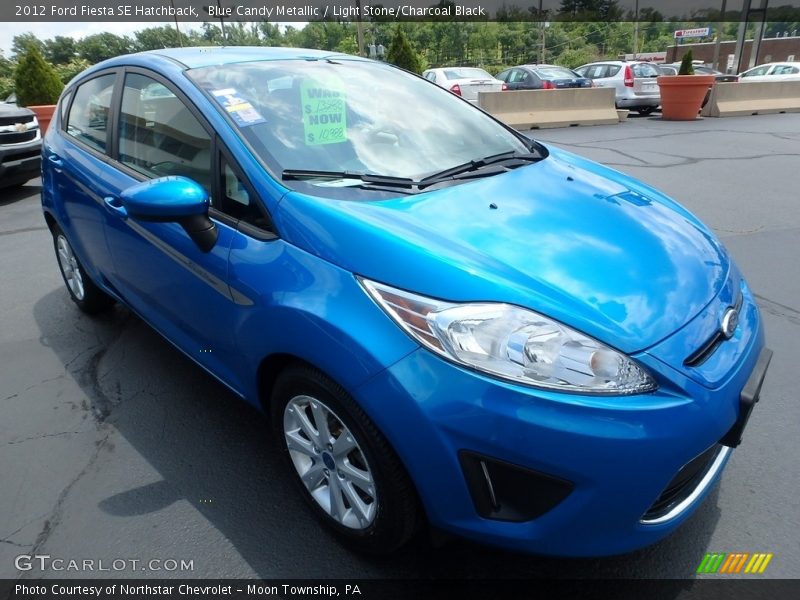 Blue Candy Metallic / Light Stone/Charcoal Black 2012 Ford Fiesta SE Hatchback