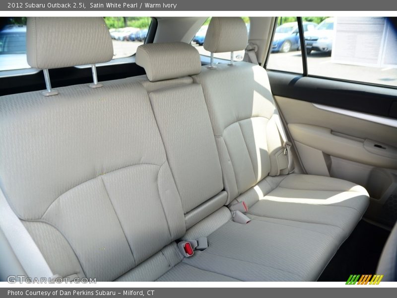 Satin White Pearl / Warm Ivory 2012 Subaru Outback 2.5i