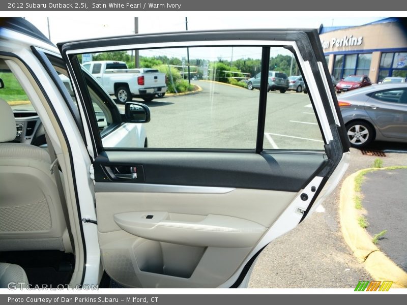 Satin White Pearl / Warm Ivory 2012 Subaru Outback 2.5i