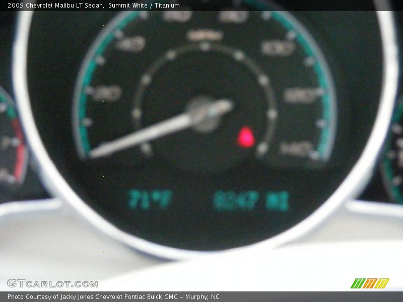 Summit White / Titanium 2009 Chevrolet Malibu LT Sedan
