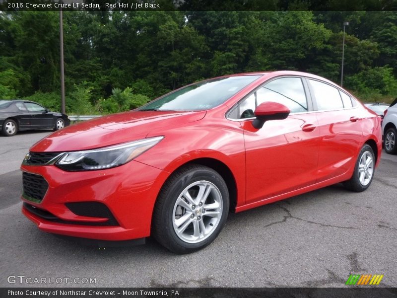 Red Hot / Jet Black 2016 Chevrolet Cruze LT Sedan