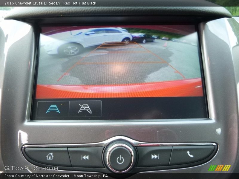 Red Hot / Jet Black 2016 Chevrolet Cruze LT Sedan