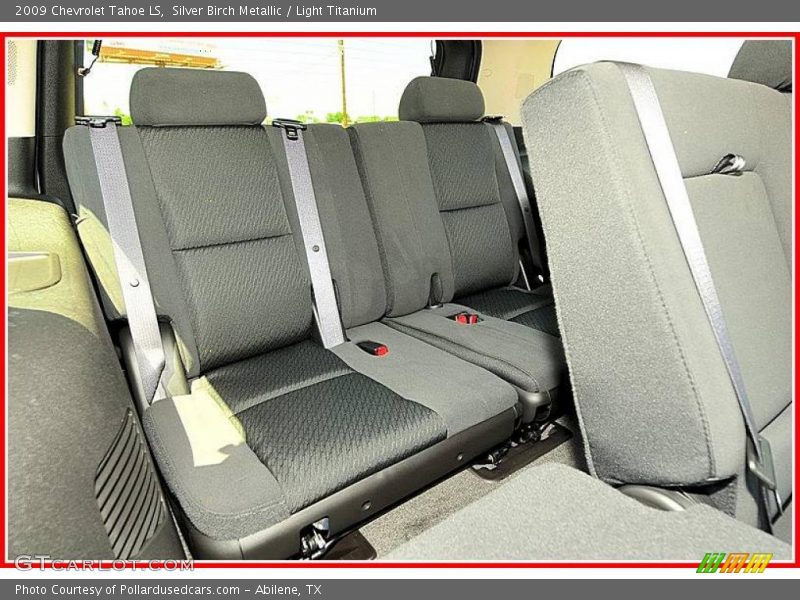 Silver Birch Metallic / Light Titanium 2009 Chevrolet Tahoe LS