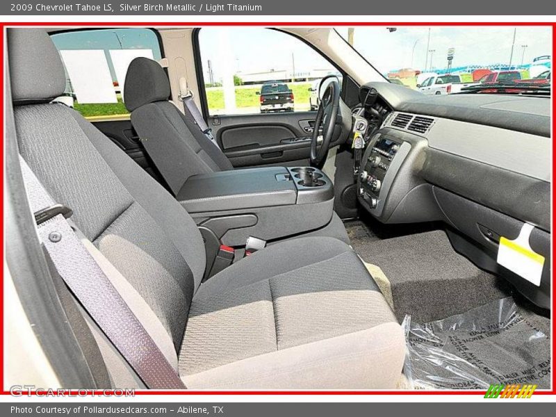 Silver Birch Metallic / Light Titanium 2009 Chevrolet Tahoe LS