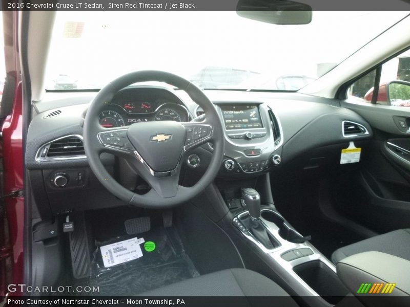 Siren Red Tintcoat / Jet Black 2016 Chevrolet Cruze LT Sedan