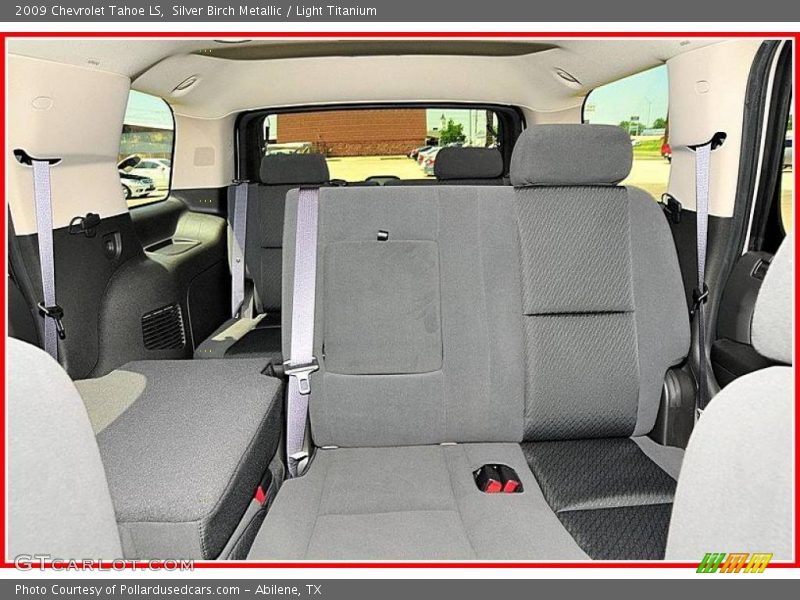 Silver Birch Metallic / Light Titanium 2009 Chevrolet Tahoe LS