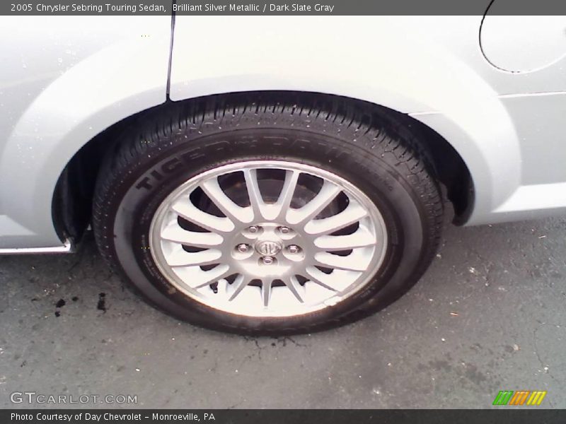 Brilliant Silver Metallic / Dark Slate Gray 2005 Chrysler Sebring Touring Sedan