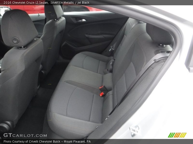 Silver Ice Metallic / Jet Black 2016 Chevrolet Cruze LS Sedan