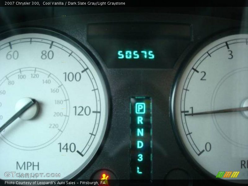 Cool Vanilla / Dark Slate Gray/Light Graystone 2007 Chrysler 300