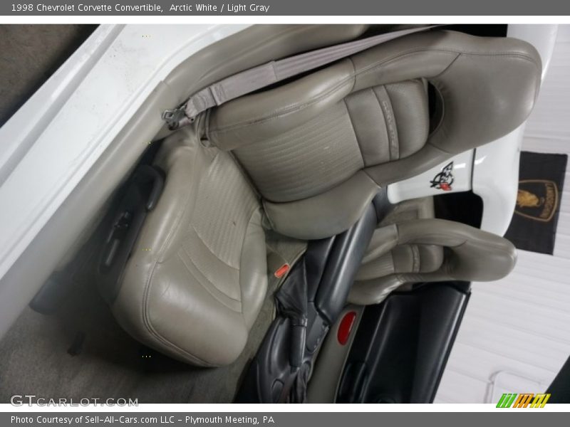 Arctic White / Light Gray 1998 Chevrolet Corvette Convertible