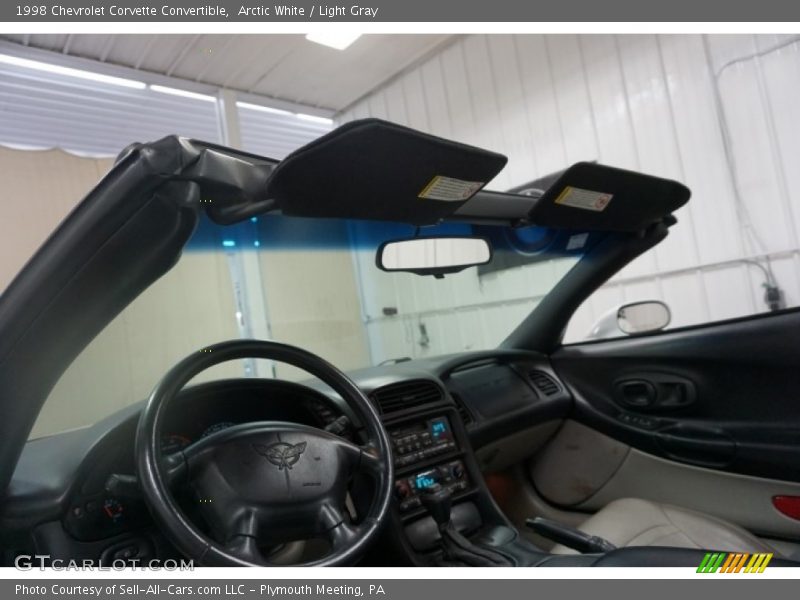 Arctic White / Light Gray 1998 Chevrolet Corvette Convertible