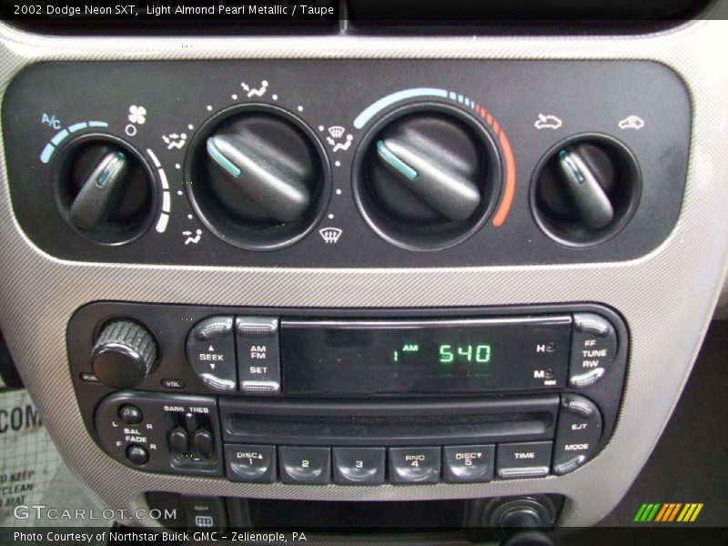 Light Almond Pearl Metallic / Taupe 2002 Dodge Neon SXT