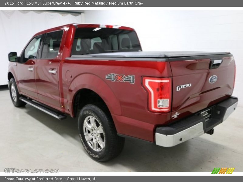 Ruby Red Metallic / Medium Earth Gray 2015 Ford F150 XLT SuperCrew 4x4