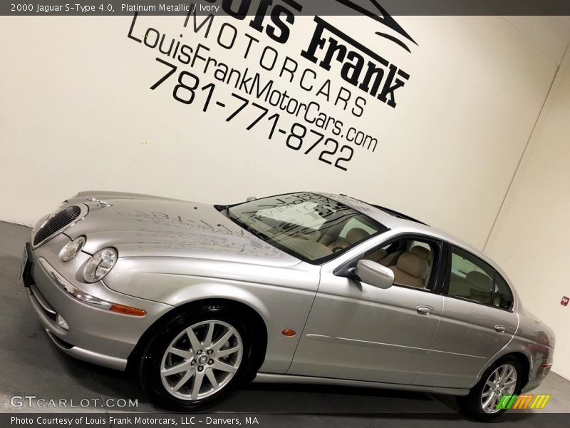 Platinum Metallic / Ivory 2000 Jaguar S-Type 4.0