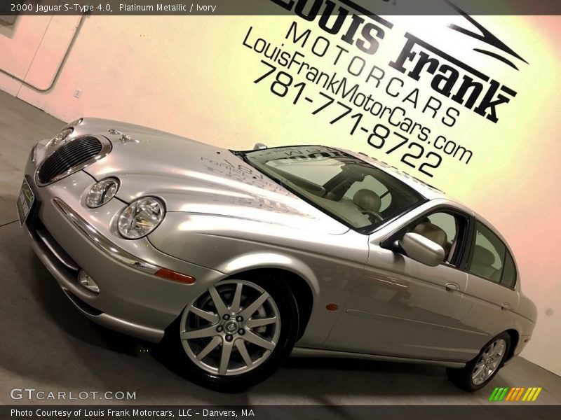 Platinum Metallic / Ivory 2000 Jaguar S-Type 4.0