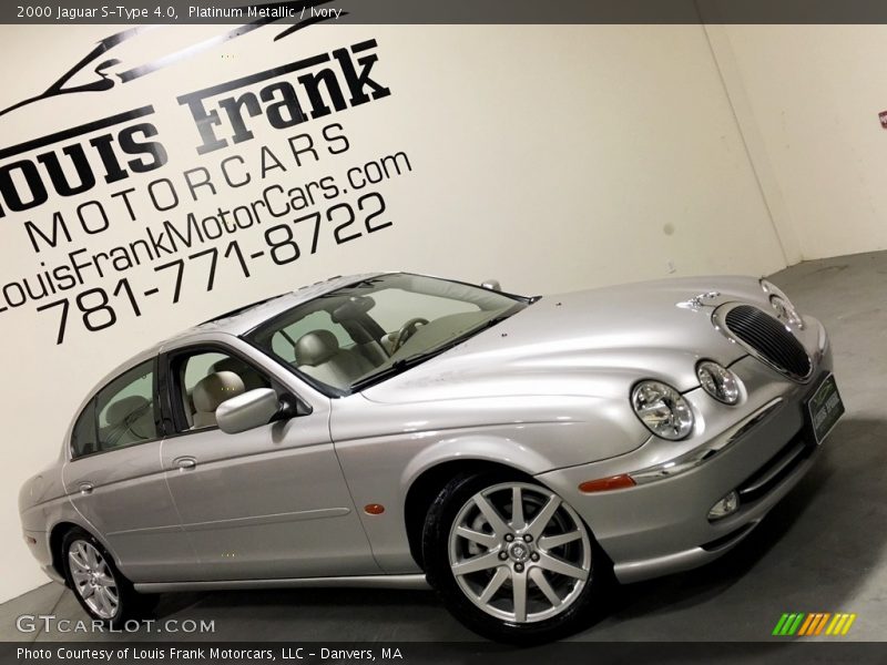 Platinum Metallic / Ivory 2000 Jaguar S-Type 4.0