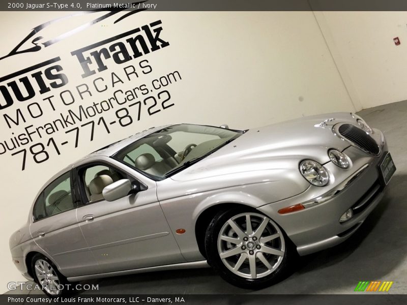 Platinum Metallic / Ivory 2000 Jaguar S-Type 4.0