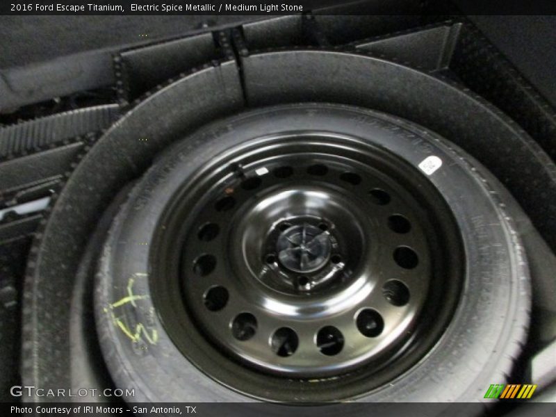 Electric Spice Metallic / Medium Light Stone 2016 Ford Escape Titanium