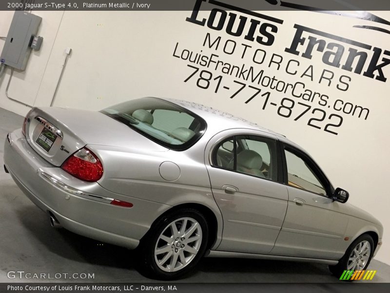 Platinum Metallic / Ivory 2000 Jaguar S-Type 4.0