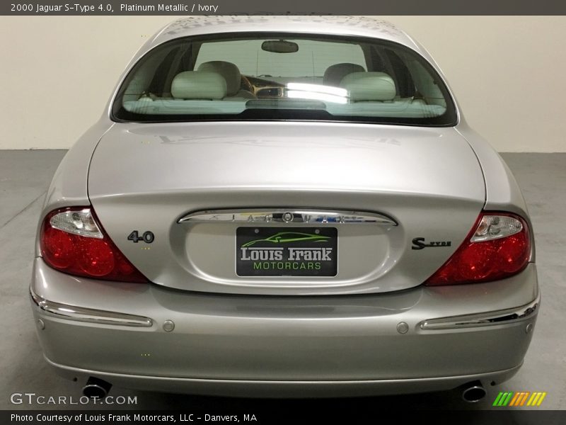 Platinum Metallic / Ivory 2000 Jaguar S-Type 4.0