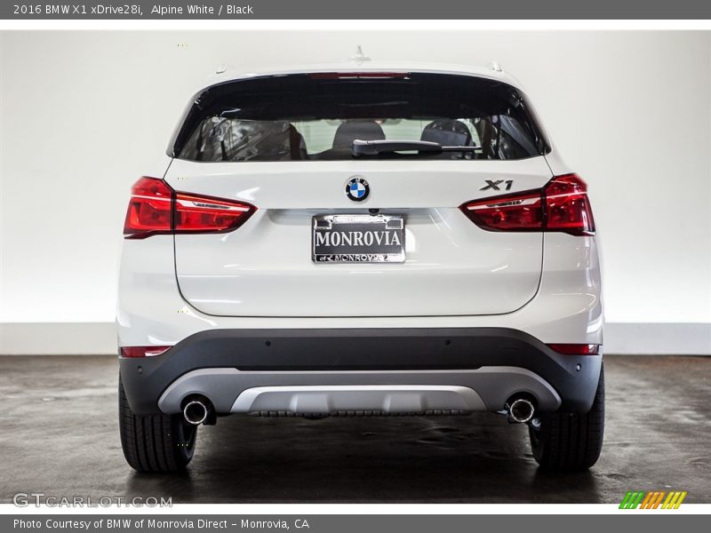 Alpine White / Black 2016 BMW X1 xDrive28i