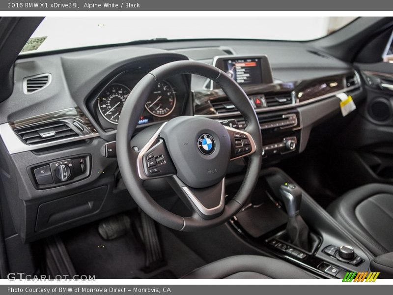 Alpine White / Black 2016 BMW X1 xDrive28i