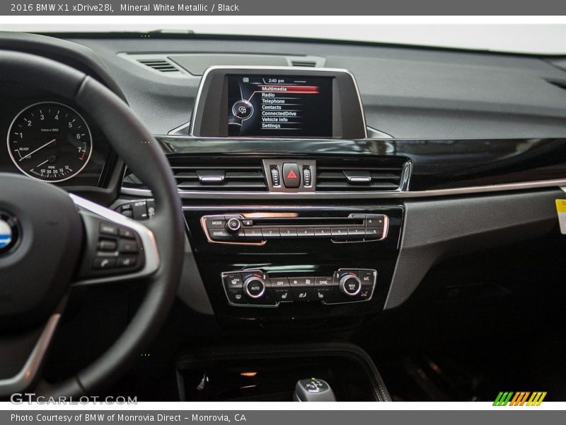 Mineral White Metallic / Black 2016 BMW X1 xDrive28i