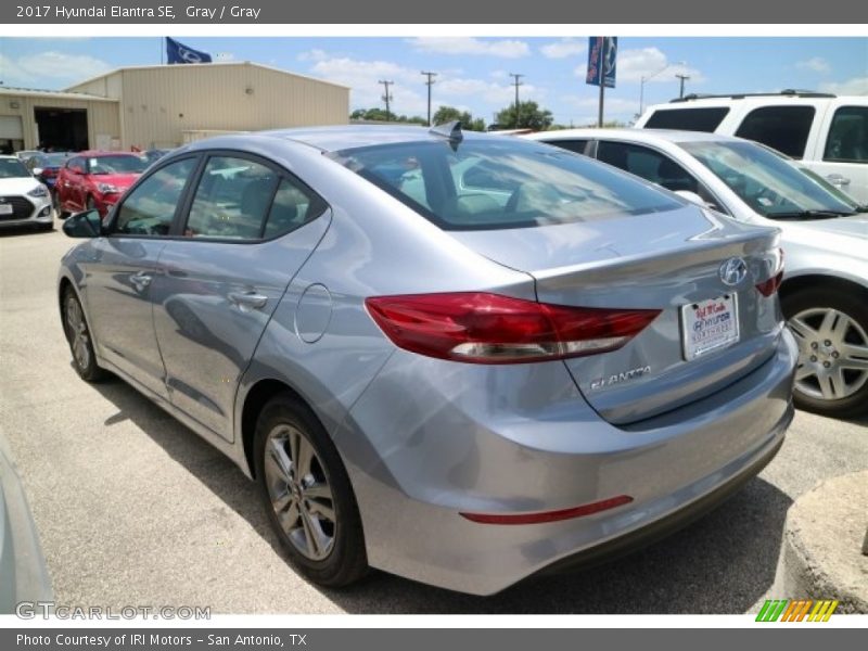 Gray / Gray 2017 Hyundai Elantra SE