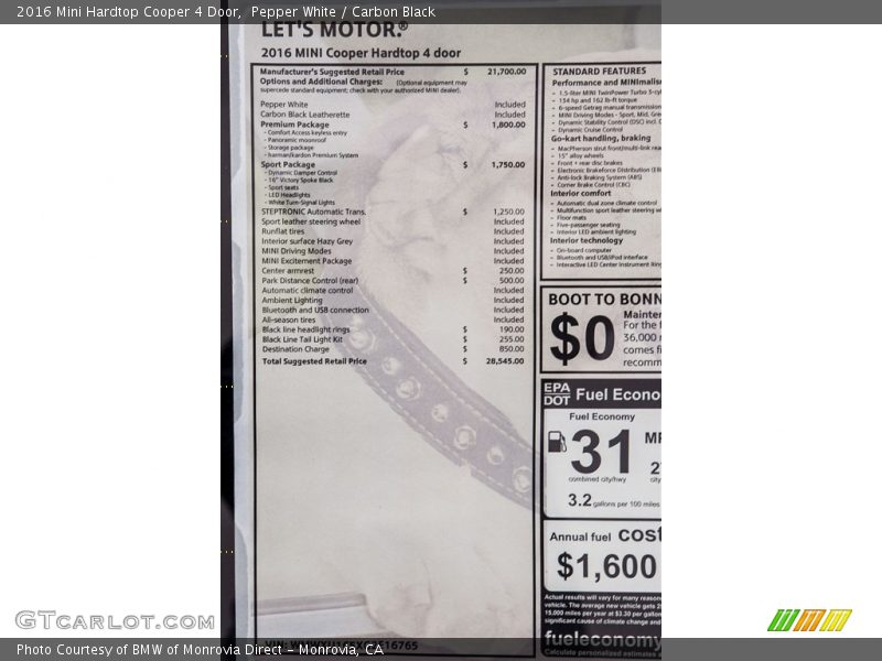 Pepper White / Carbon Black 2016 Mini Hardtop Cooper 4 Door