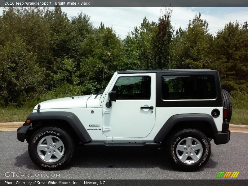 Bright White / Black 2016 Jeep Wrangler Sport