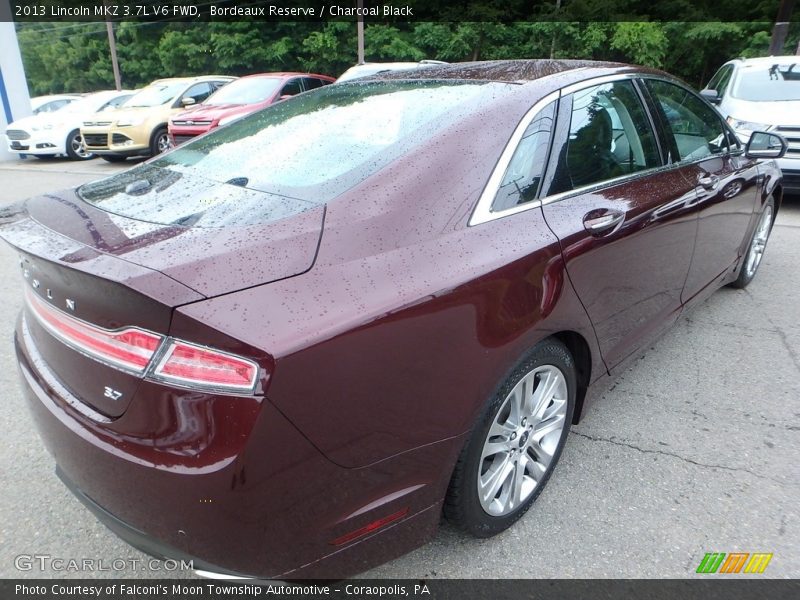 Bordeaux Reserve / Charcoal Black 2013 Lincoln MKZ 3.7L V6 FWD