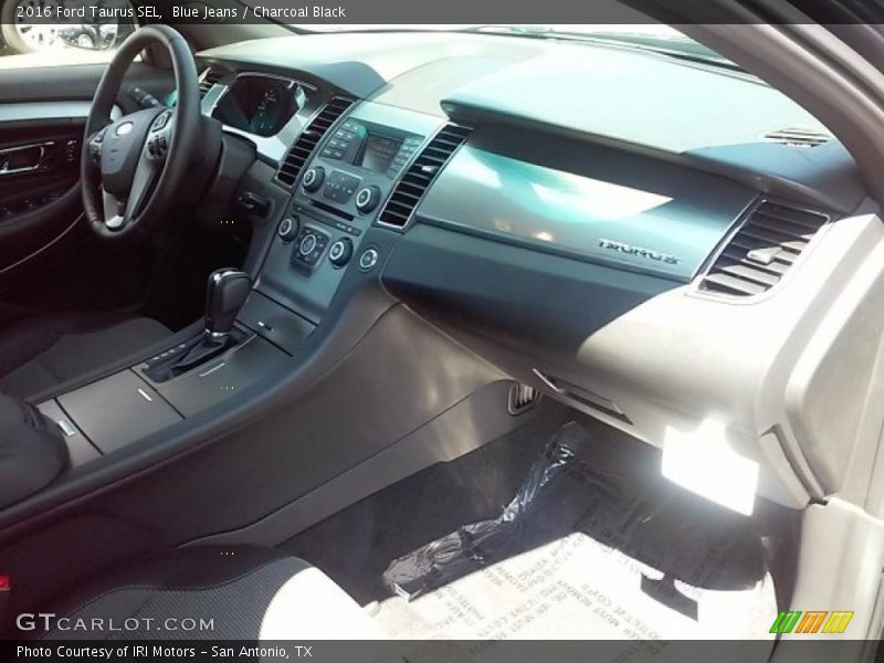 Blue Jeans / Charcoal Black 2016 Ford Taurus SEL