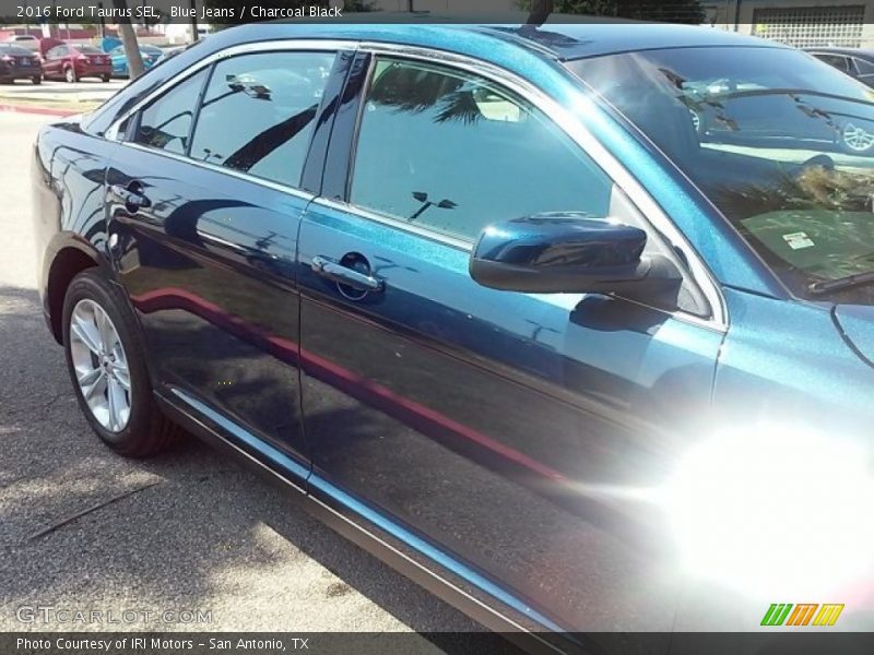 Blue Jeans / Charcoal Black 2016 Ford Taurus SEL