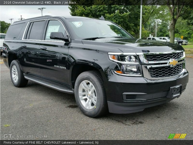 Front 3/4 View of 2016 Suburban LS 4WD