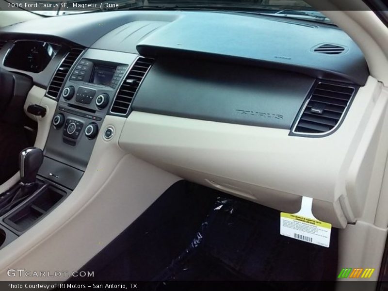 Magnetic / Dune 2016 Ford Taurus SE