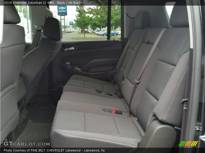 Black / Jet Black 2016 Chevrolet Suburban LS 4WD