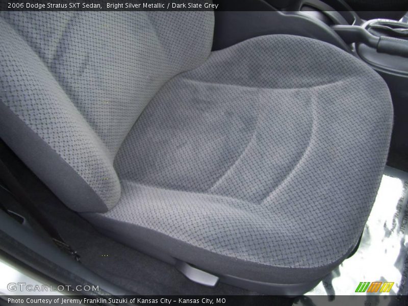 Bright Silver Metallic / Dark Slate Grey 2006 Dodge Stratus SXT Sedan